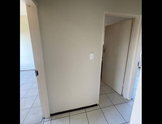 2 BEDROOM PROPERTY TO RENT IN PARKRAND